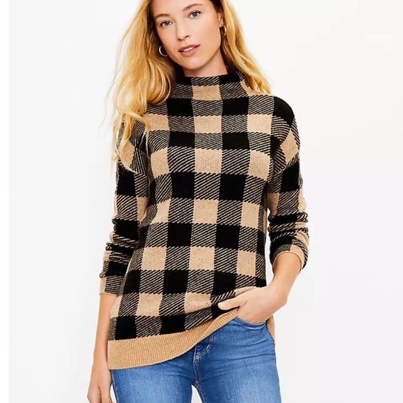 LOFT Sweaters - Loft tan buffalo plaid tunic sweater
